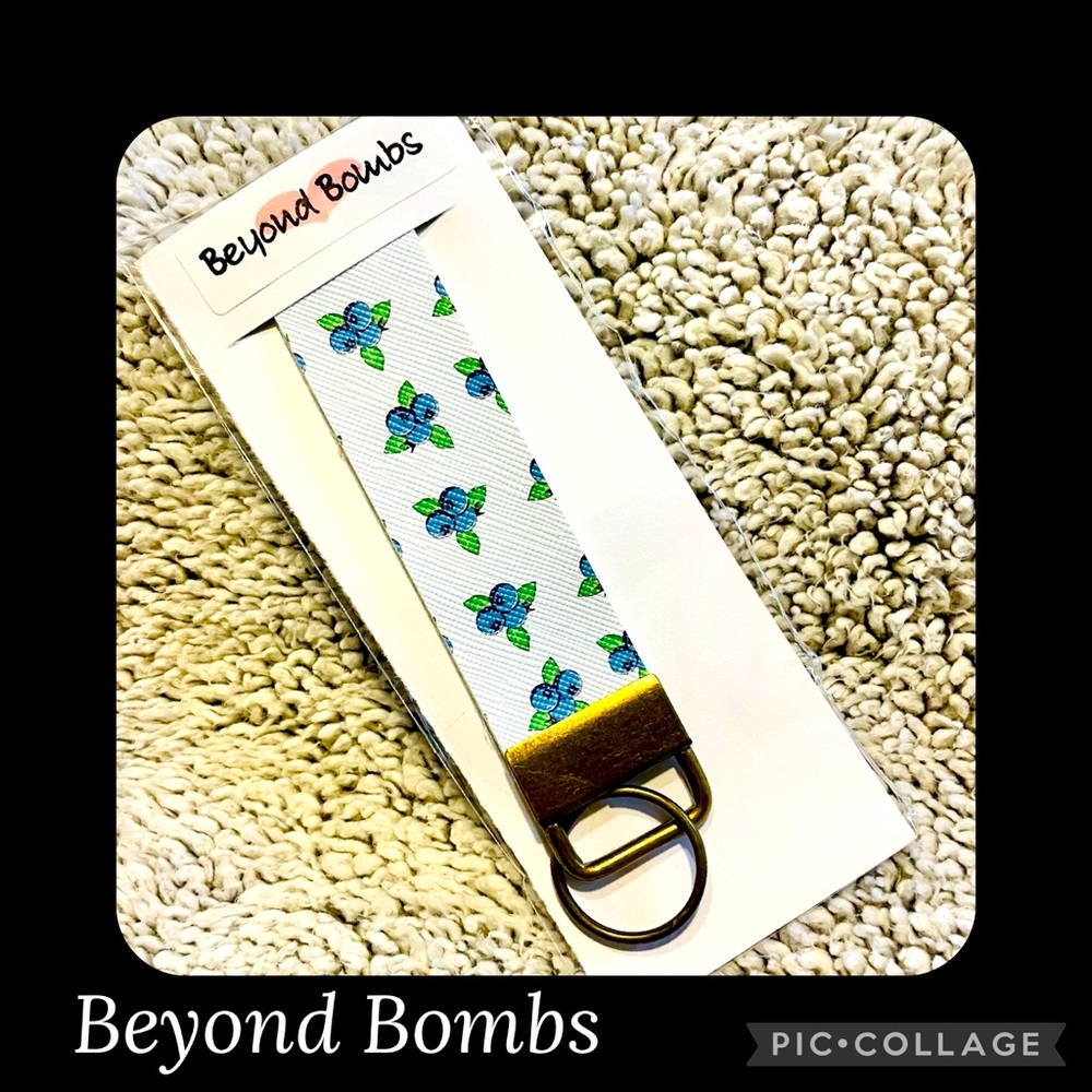 Blueberry Wristlet Keychain